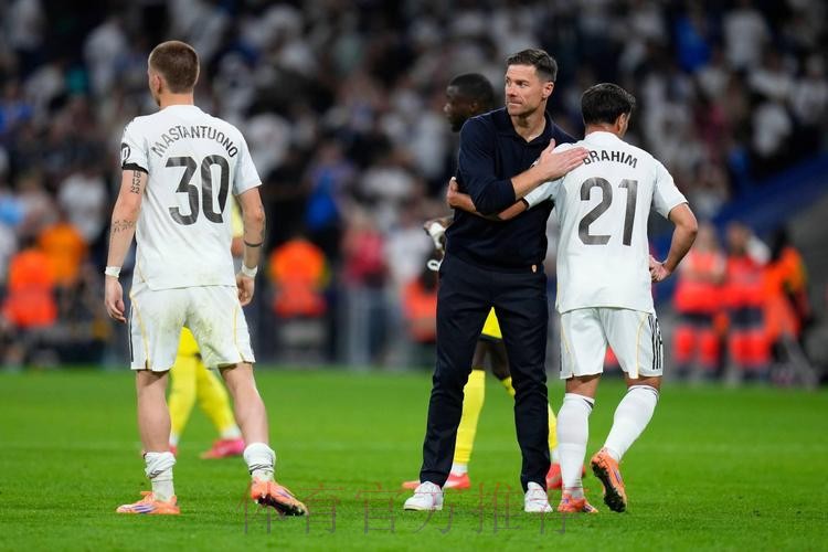 马卡:弗洛伦蒂诺将与安帅会面 阿隆索正等待消息 马卡:弗洛伦蒂诺将与安帅会面 阿隆索正等待消息